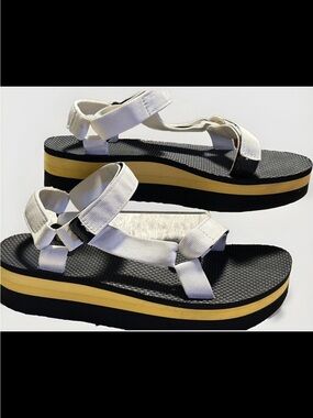 TEVA  UNIVERSAL WHITE YELLOW PLATFORM SANDALS, WOMEN US 10/ EUR 41